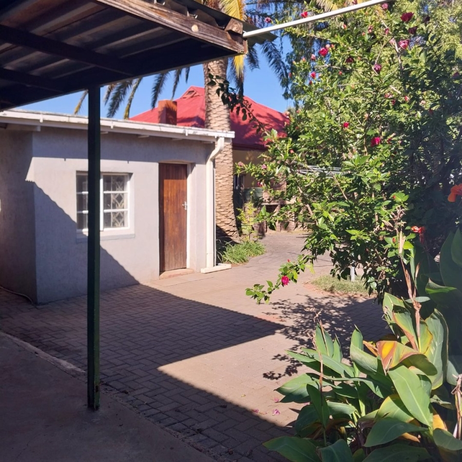 3 Bedroom Property for Sale in Beaconsfield Northern Cape